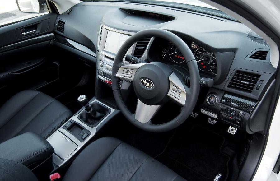  Subaru Legacy Tourer 2010 года  (фото 2 из 10)